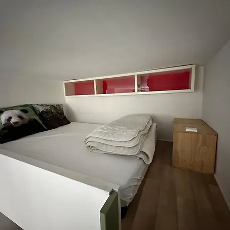 Centre Dynamique Et Populaire Apartment Paris